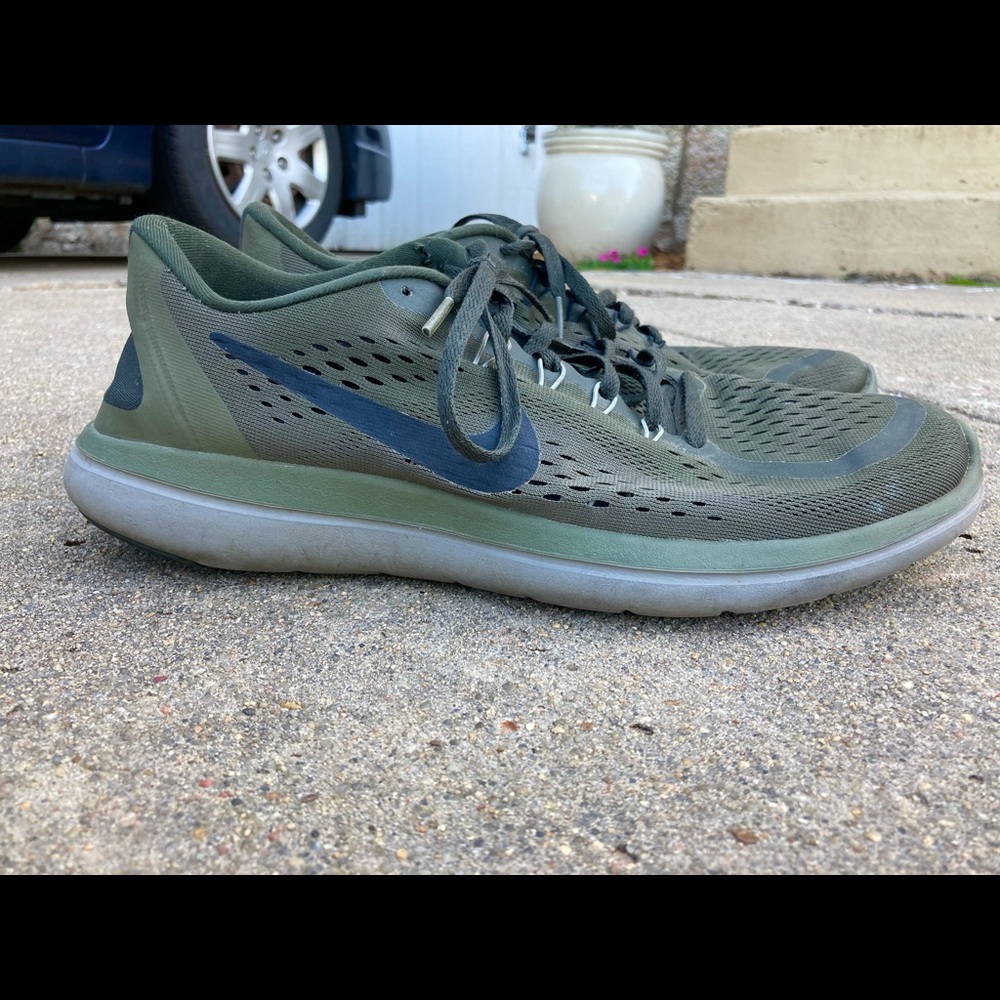Nike Flex Running Shoe // Olive Green